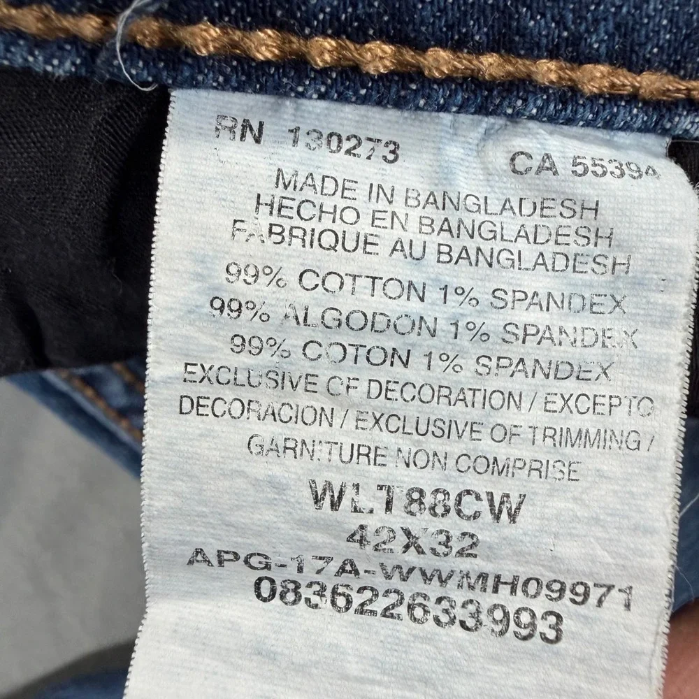 Wrangler Retro Slim Straight Jeans Mens 42x32 Blue Stretch Denim Medium Wash
